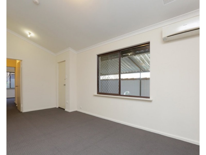 40 Meadowbrook Drive, Parkwood WA 6147