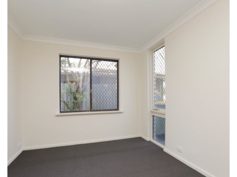 40 Meadowbrook Drive, Parkwood WA 6147