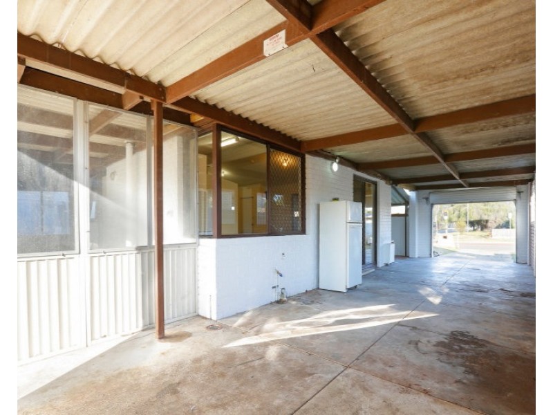 40 Meadowbrook Drive, Parkwood WA 6147