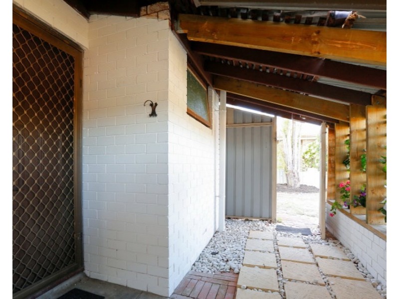 40 Meadowbrook Drive, Parkwood WA 6147