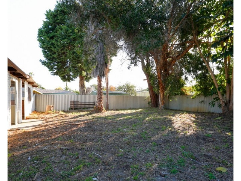 40 Meadowbrook Drive, Parkwood WA 6147