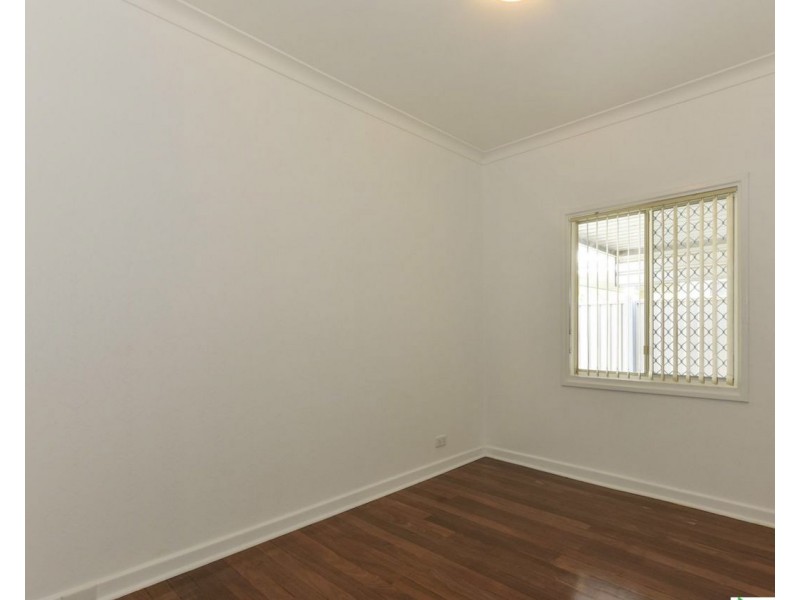 17 Priestley Street, Embleton WA 6062