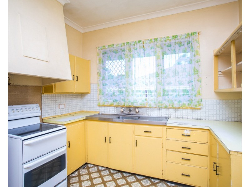 273 Epsom Avenue, Redcliffe WA 6104