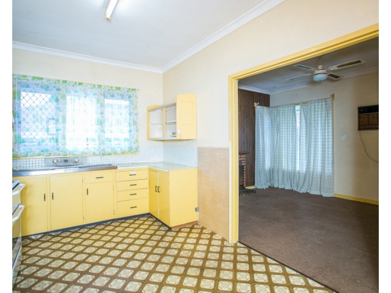 273 Epsom Avenue, Redcliffe WA 6104
