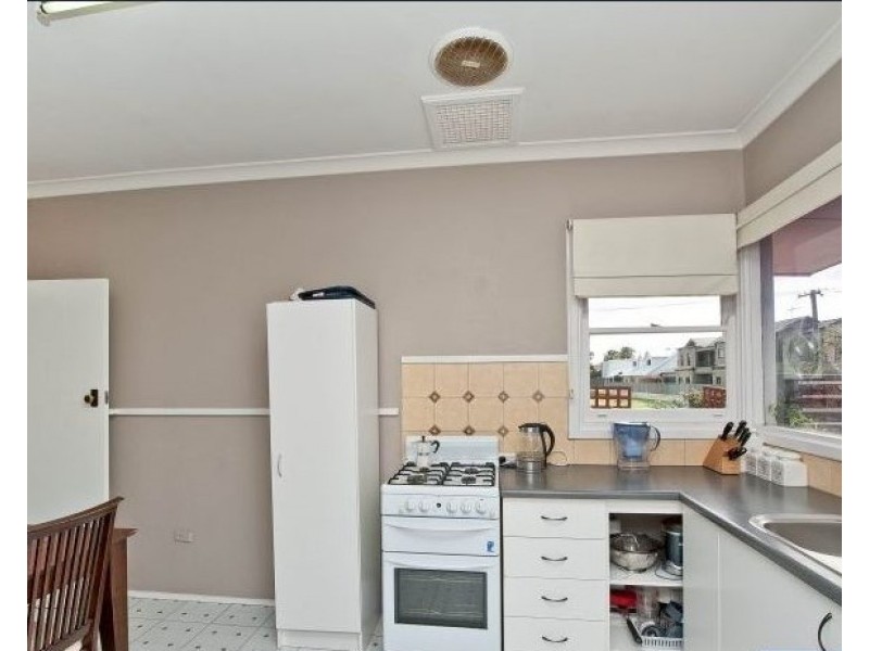 8 Feredy Street, Embleton WA 6062