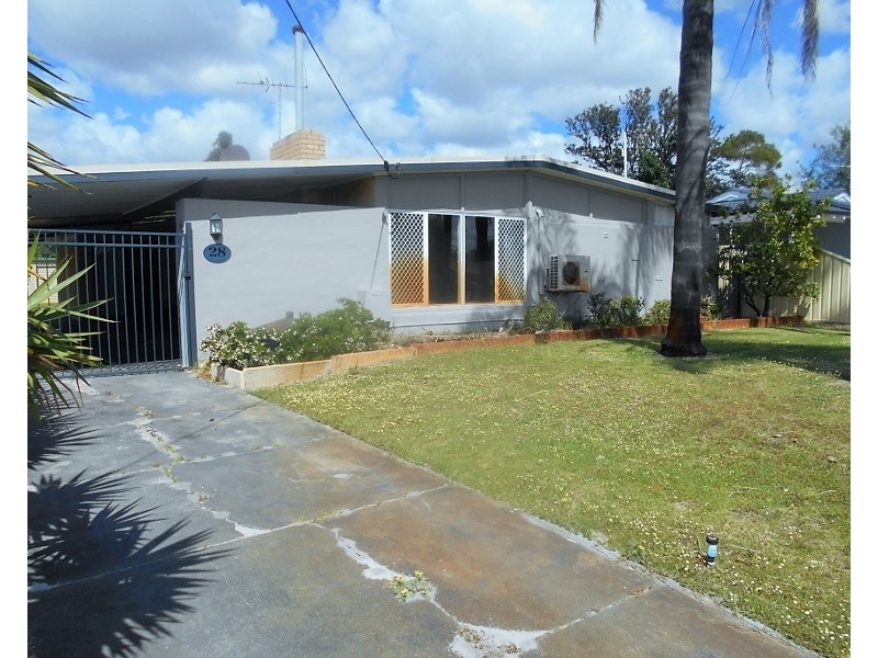 28 Cameron Street, Embleton WA 6062