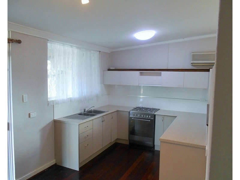 28 Cameron Street, Embleton WA 6062