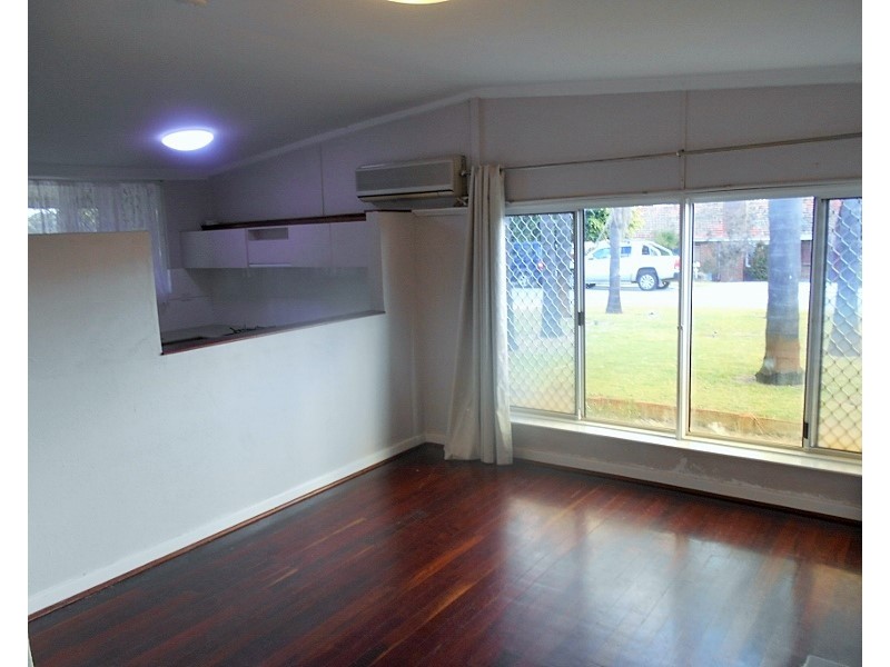 28 Cameron Street, Embleton WA 6062