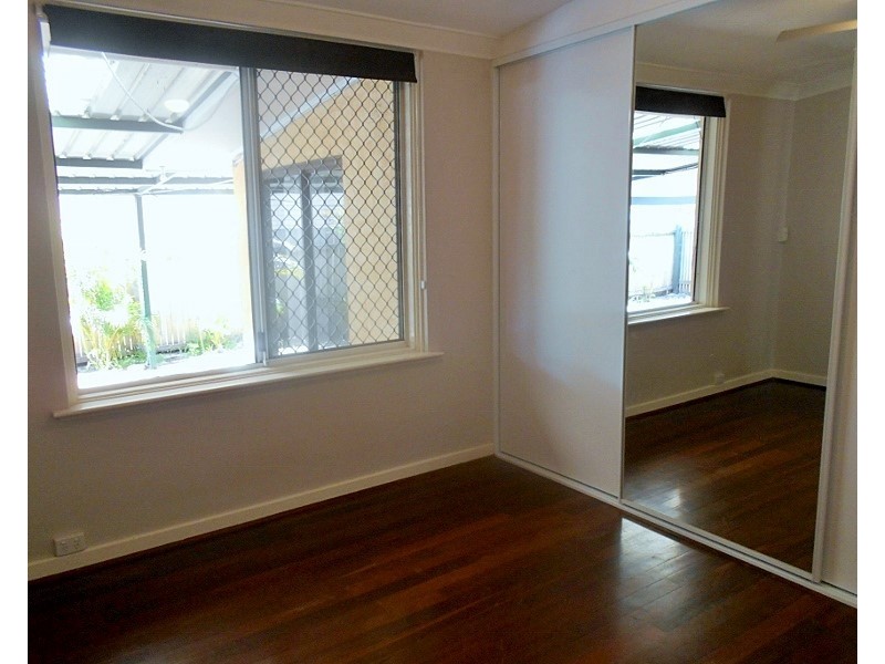 28 Cameron Street, Embleton WA 6062