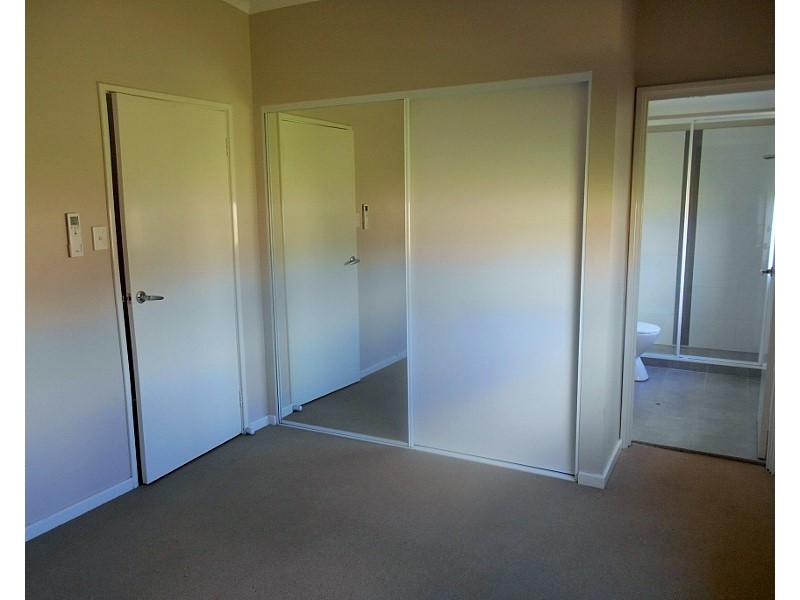 28 Cameron Street, Embleton WA 6062