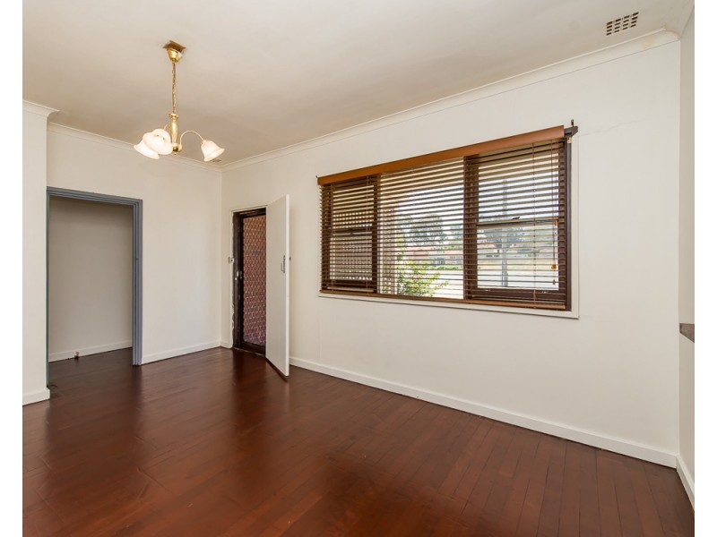 96 Collier Road, Embleton WA 6062