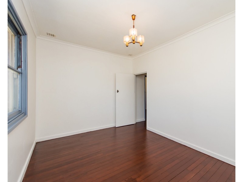 96 Collier Road, Embleton WA 6062