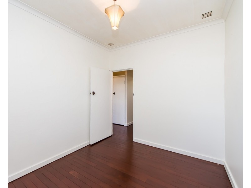 96 Collier Road, Embleton WA 6062