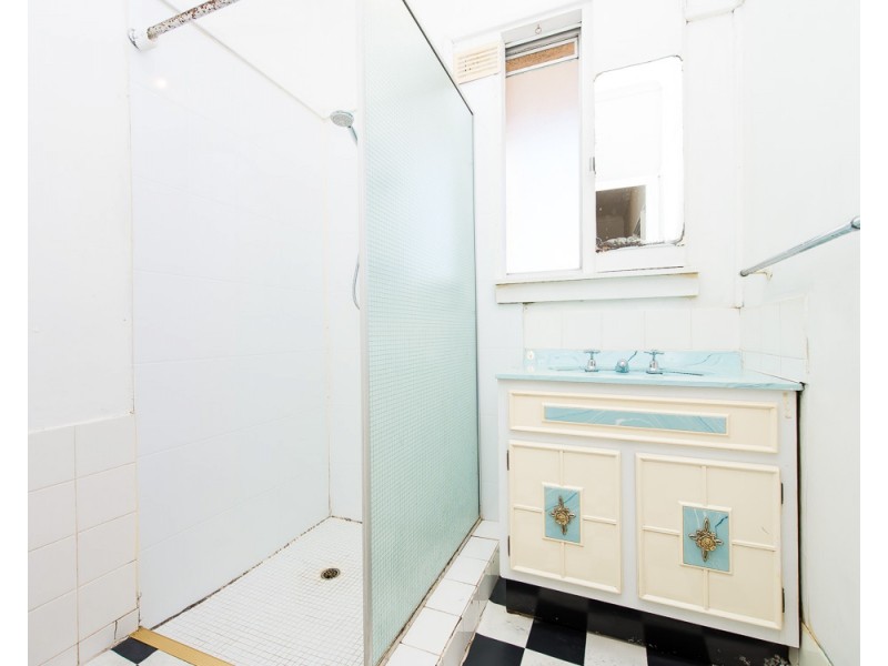 96 Collier Road, Embleton WA 6062