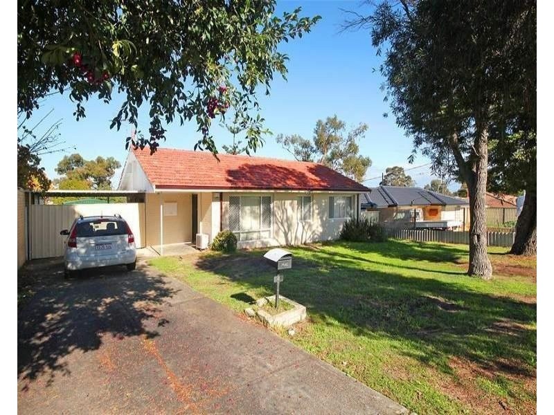 6 Keeley Way, Girrawheen WA 6064