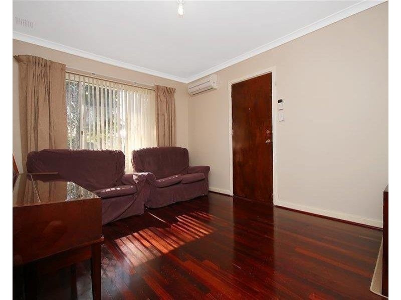 6 Keeley Way, Girrawheen WA 6064