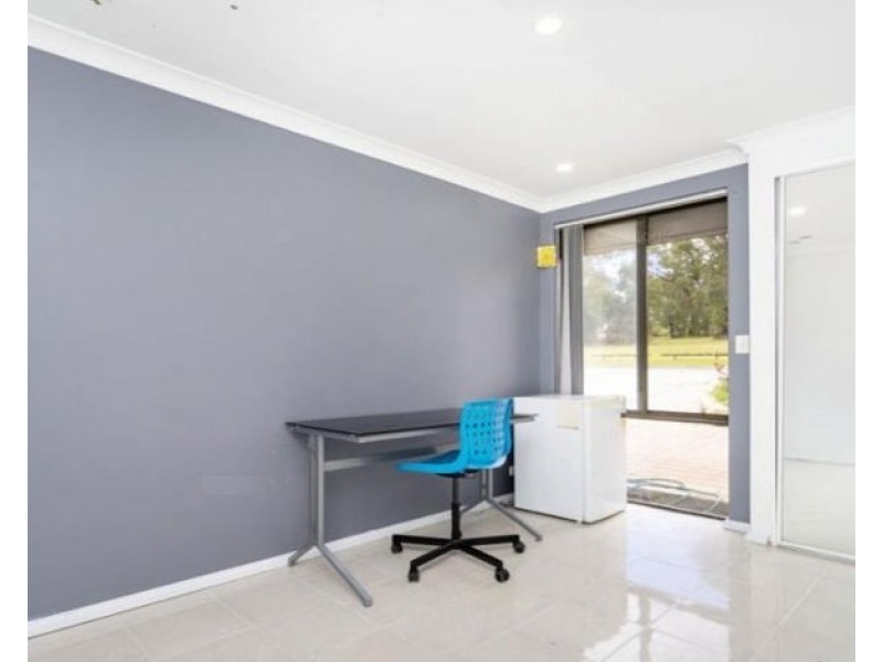 16 Dampier Loop, Mirrabooka WA 6061