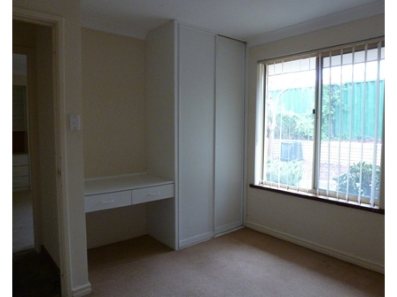 22 Marianne Way, Alexander Heights WA 6064