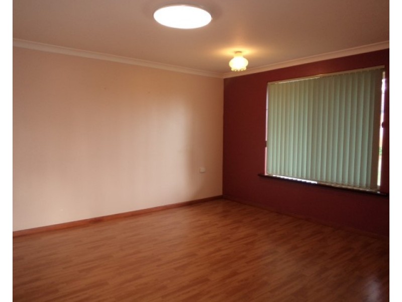 2 Satellite Retreat, Kiara WA 6054