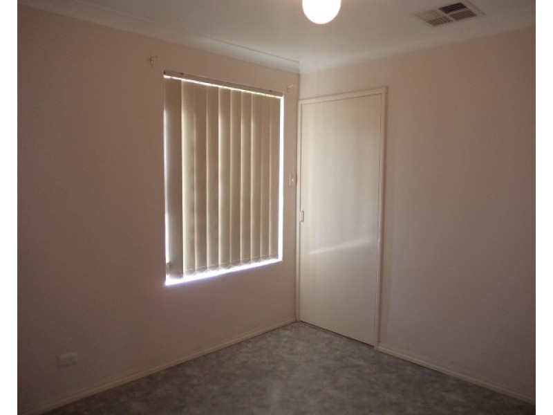 2 Satellite Retreat, Kiara WA 6054