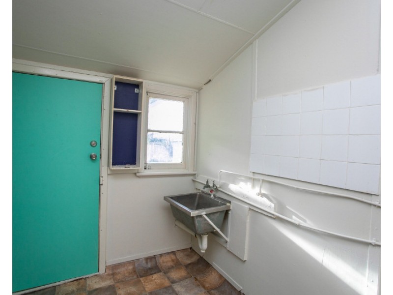 3 Kalara Way, Koongamia WA 6056