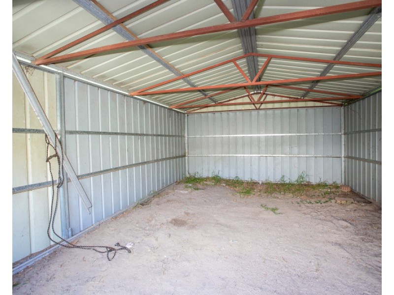 3 Kalara Way, Koongamia WA 6056