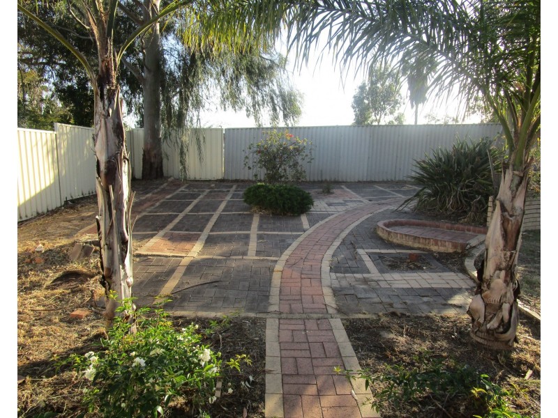 50 Fellbridge Way, Langford WA 6147