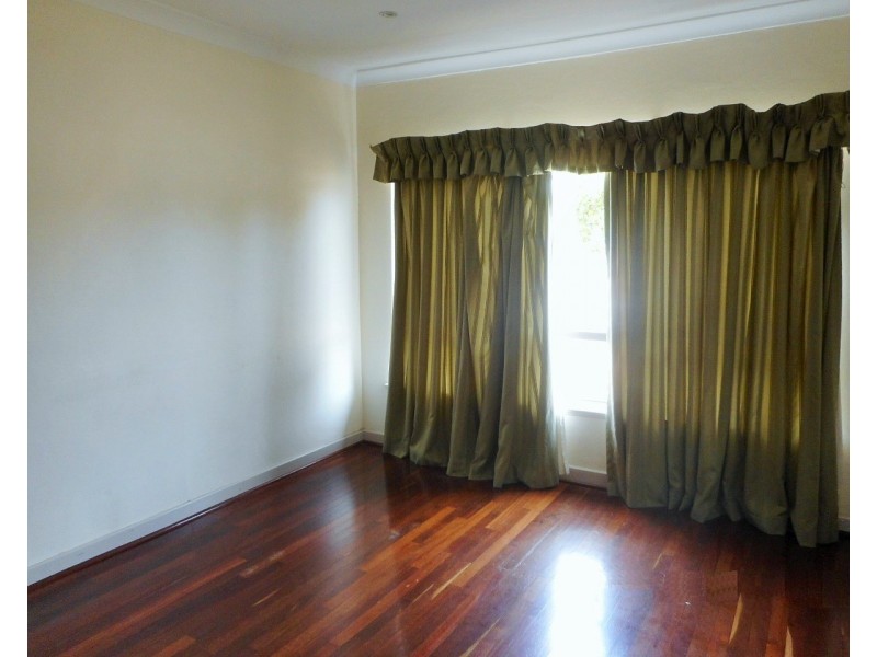 52 Hudson Street, Bayswater WA 6053