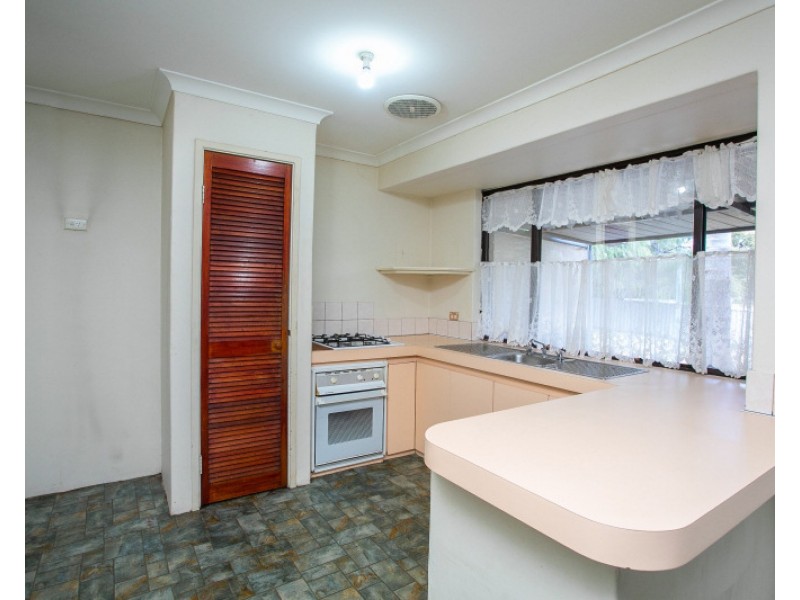 6 Eddy Close, Leda WA 6170