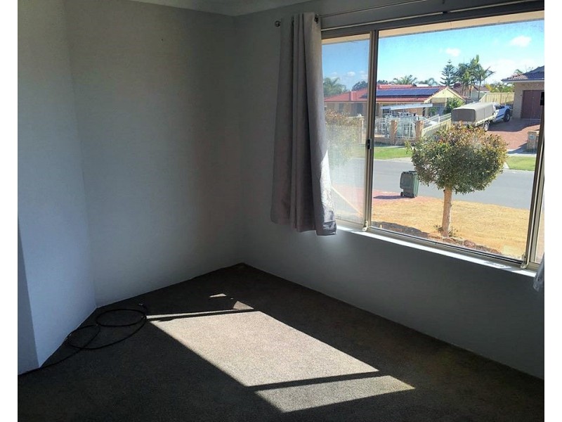 18 St Lawrence Drive, Beechboro WA 6063