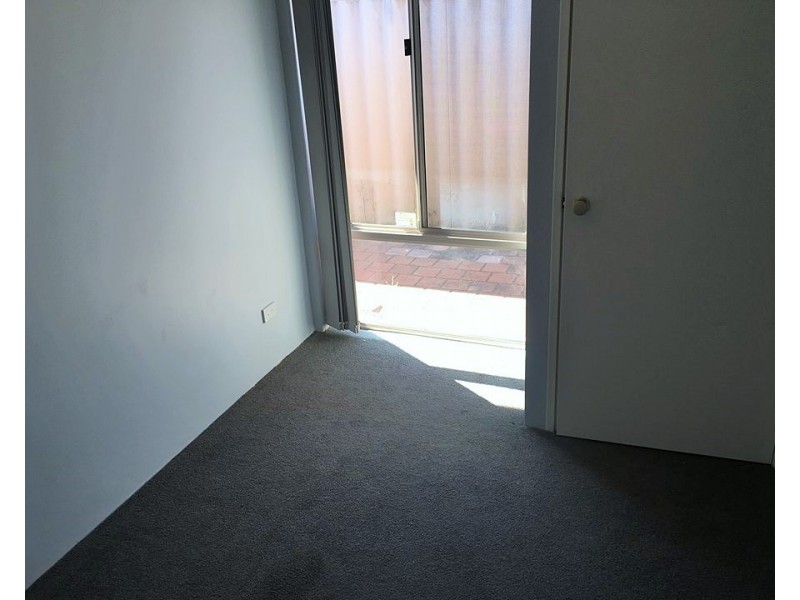 18 St Lawrence Drive, Beechboro WA 6063