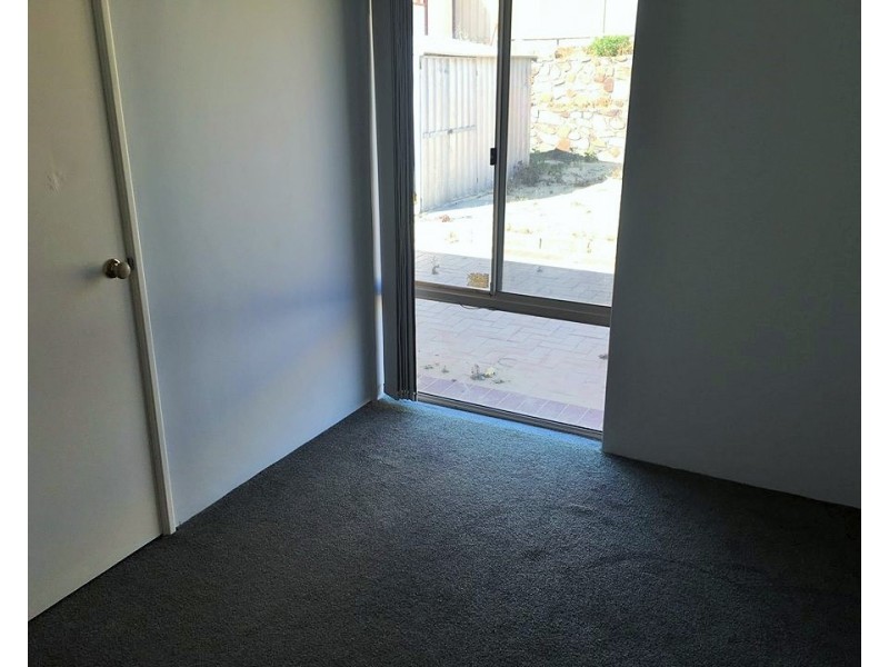18 St Lawrence Drive, Beechboro WA 6063