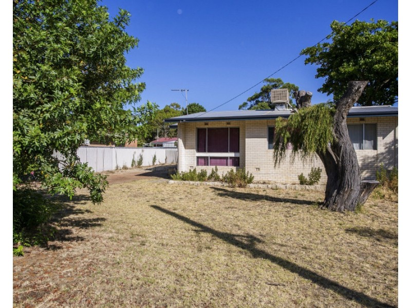 20 Neilson Avenue, Armadale WA 6112