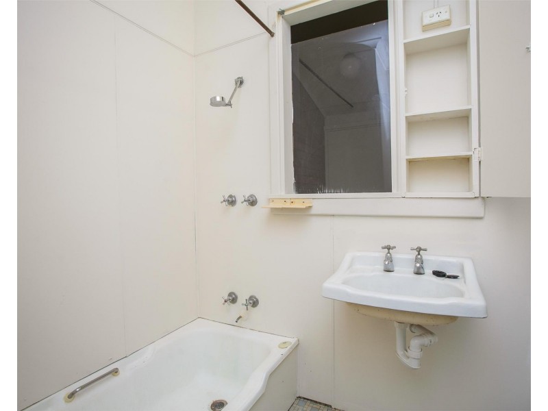 7  Boxley Place, Langford WA 6147