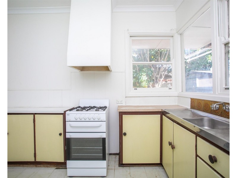 7  Boxley Place, Langford WA 6147