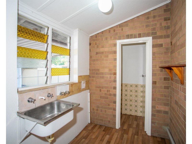 7  Boxley Place, Langford WA 6147