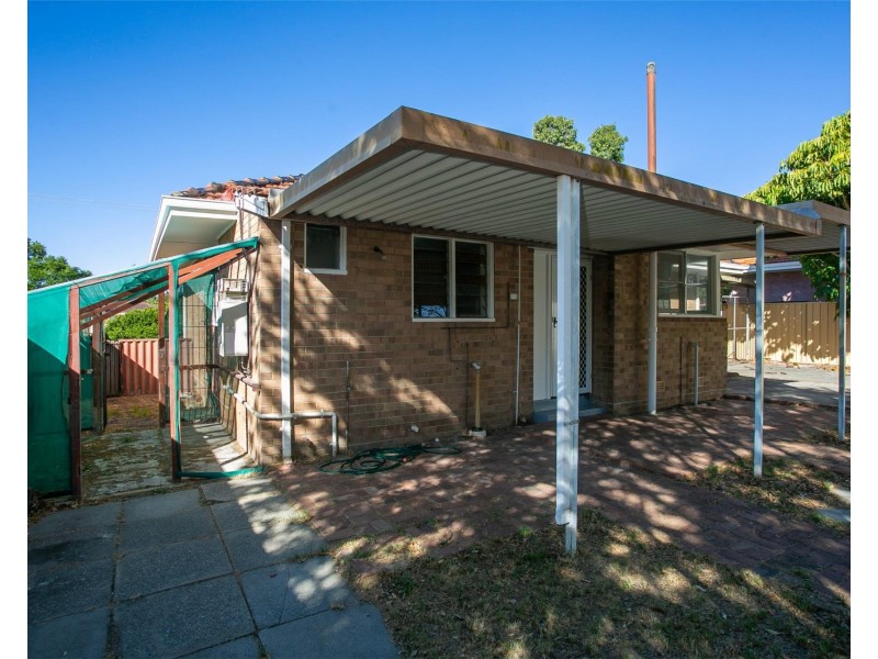 7  Boxley Place, Langford WA 6147