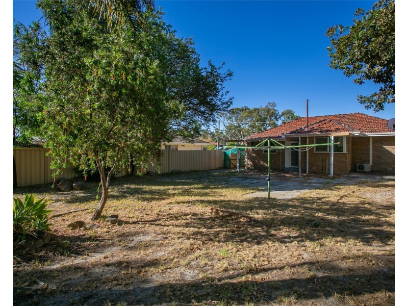 7  Boxley Place, Langford WA 6147