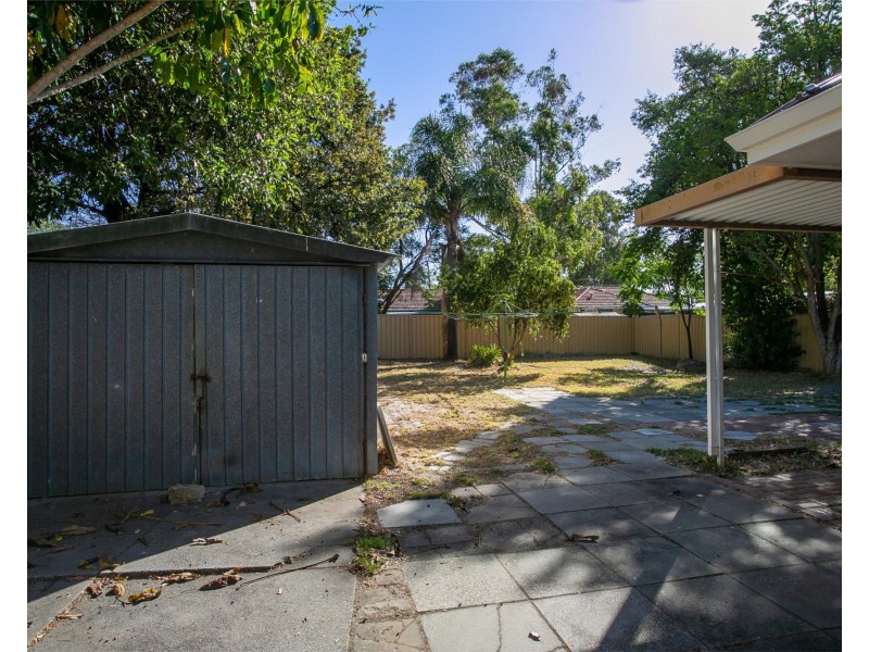 7  Boxley Place, Langford WA 6147