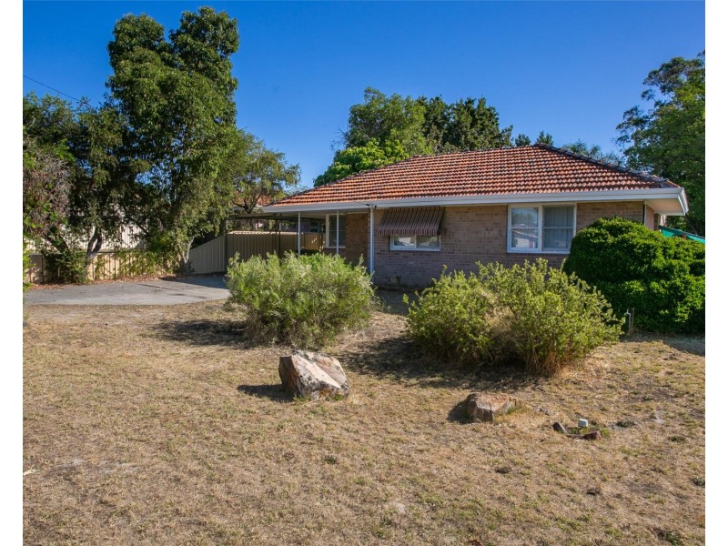 7  Boxley Place, Langford WA 6147