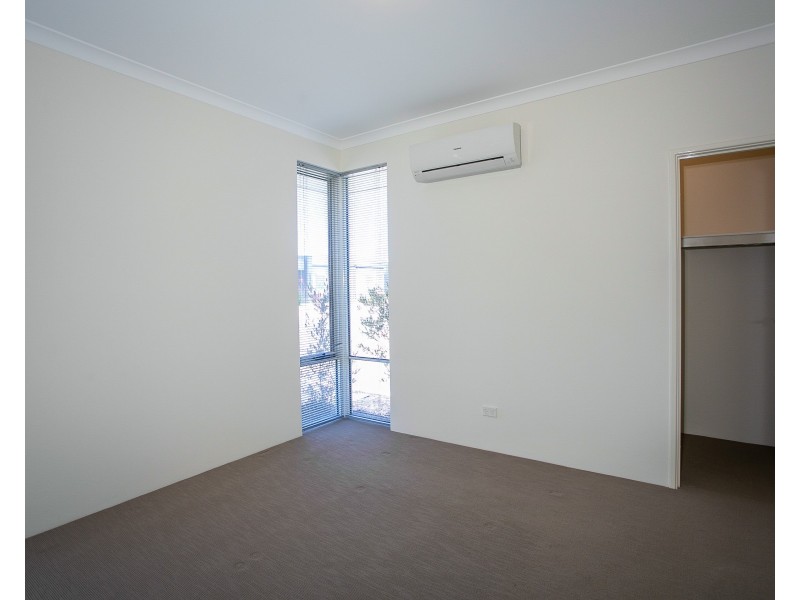 6 Donatti Retreat, Caversham WA 6055