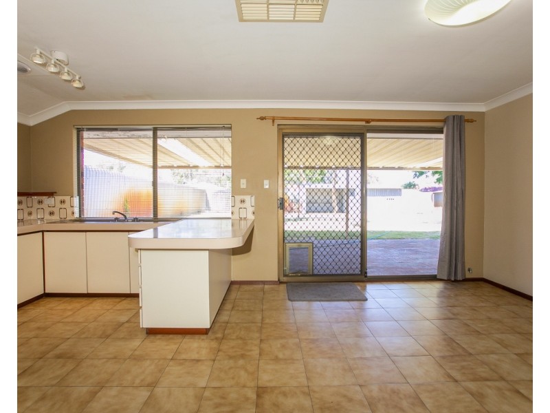 66 Pilkington Circus, Beechboro WA 6063