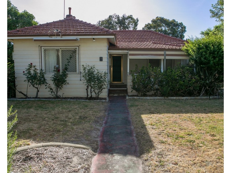 7 Ewart Street, Midvale WA 6056