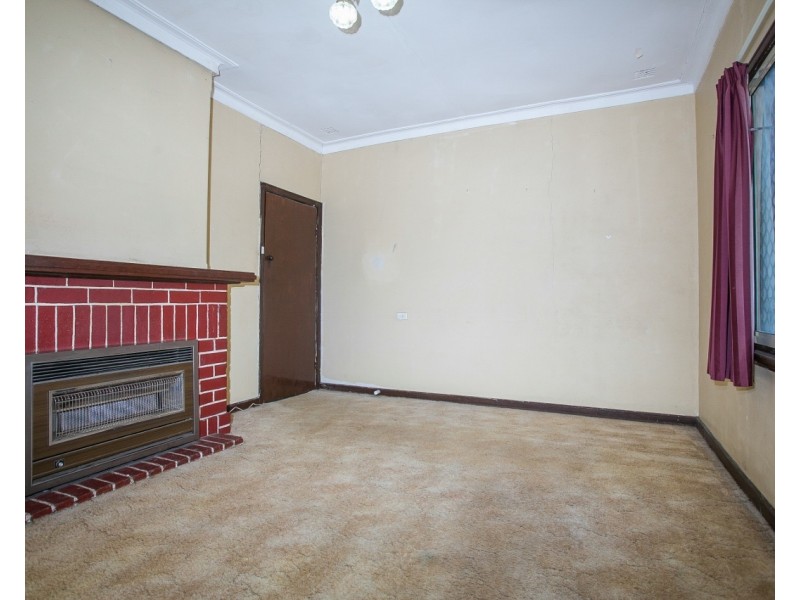 7 Ewart Street, Midvale WA 6056