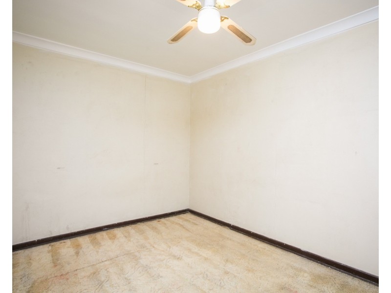 7 Ewart Street, Midvale WA 6056