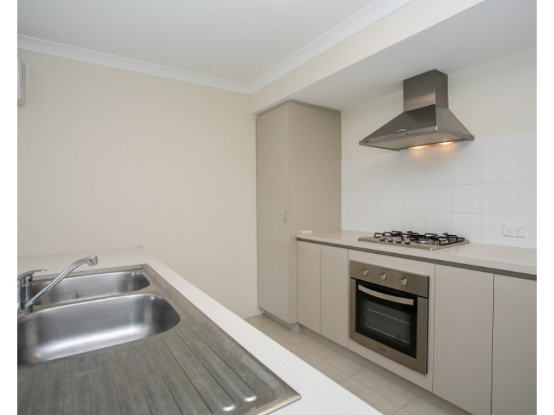 12 Summerville Boulevarde, Caversham WA 6055