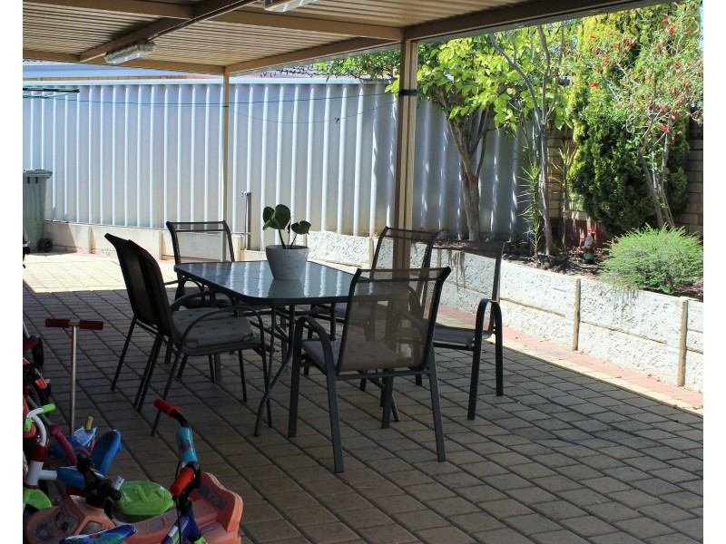 11/25 Conifer Place, Beechboro WA 6063