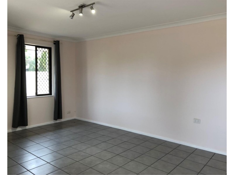 10 Earls Place, Balga WA 6061