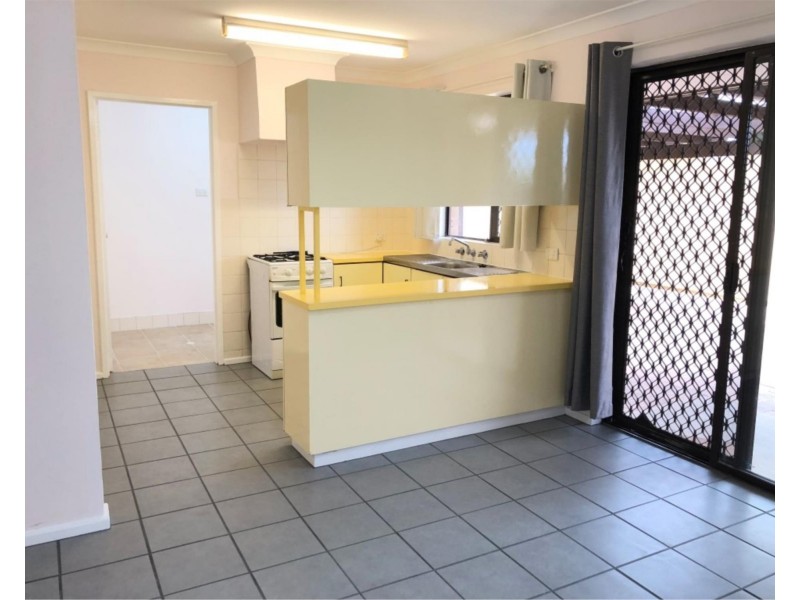 10 Earls Place, Balga WA 6061