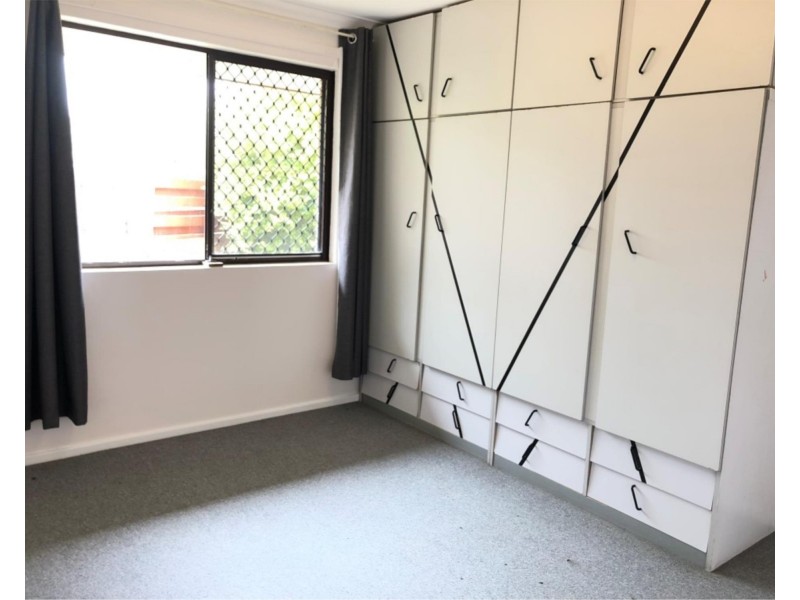 10 Earls Place, Balga WA 6061